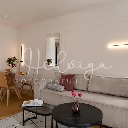 Japandi Old Town Miodowa By Vaya