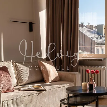 Japandi Old Town Miodowa By Vaya *